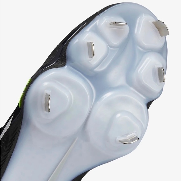 NIKE Force Zoom Trout 8 Elite
Men\'s Baseball Cleats